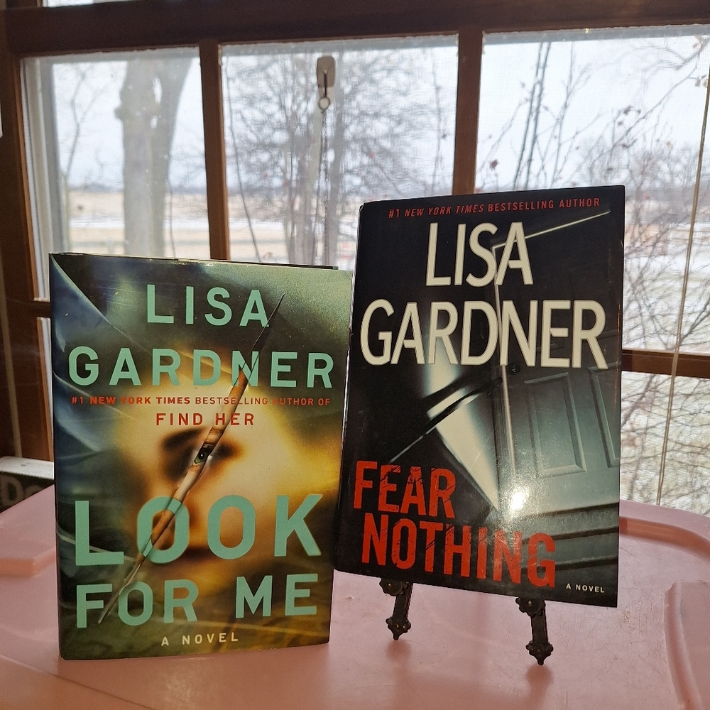 🩵 Lisa Gardner Book Bundle
